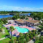 Sowell Residences Les Sablons 3*