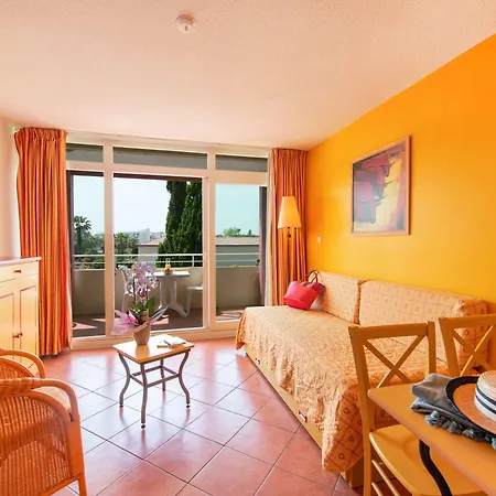 Sowell Residences Les Sablons Otel 3*