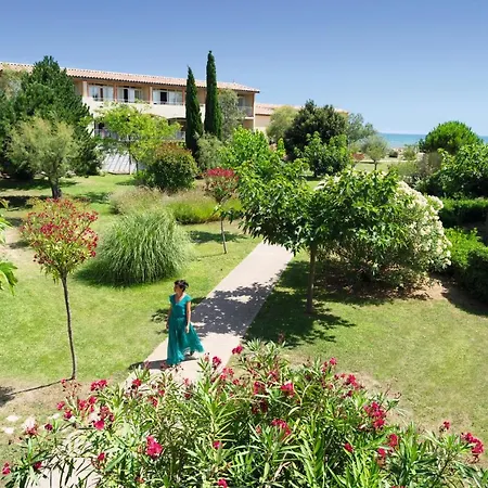 Sowell Residences Les Sablons 3* Ле-Гро-дю-Руа