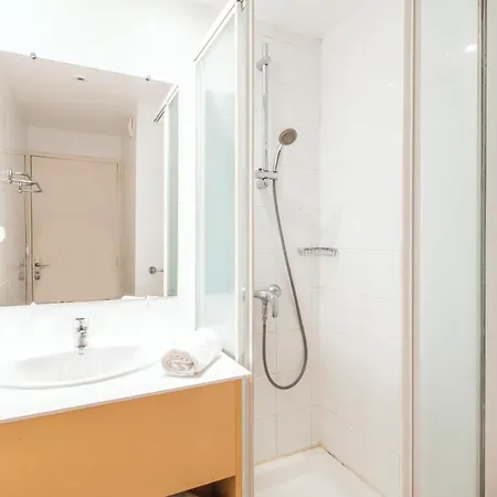 Hotel Sowell Residences Les Sablons 3*
