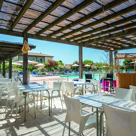 Отель Sowell Residences Les Sablons Ле-Гро-дю-Руа