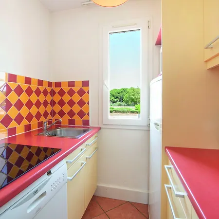 Hotel Sowell Residences Les Sablons 3*