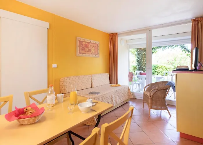 Hotel Sowell Residences Les Sablons 3*